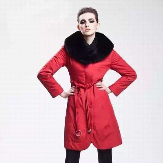 派克服尼克服都有大毛領(lǐng)，到底啥區(qū)別？終于有人說明白了！-636